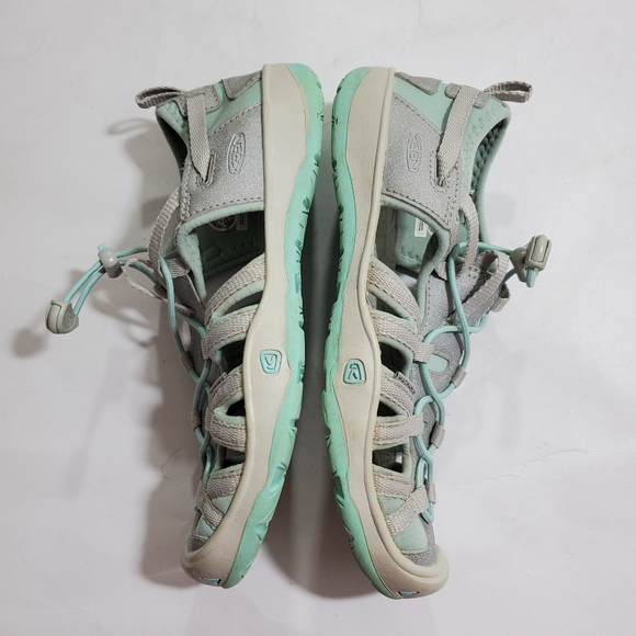 Keen Girls Moxie Hiking Water Sandals Grey Mint Green Size 2 Big Kid Youth Kids - Picture 4 of 10